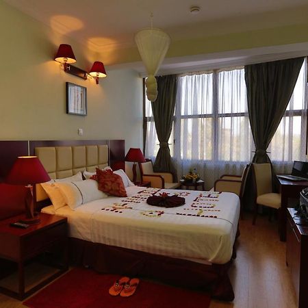 Rahnile Hotel Μπαχρ-Νταρ Εξωτερικό φωτογραφία